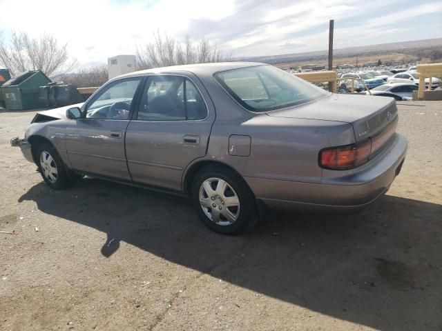 1994 Toyota Camry LE