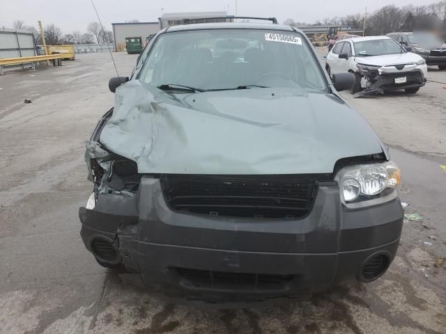 2005 Ford Escape XLS