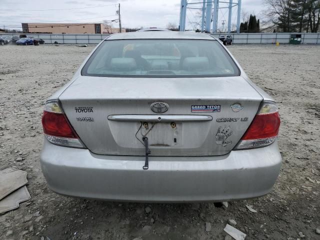 2005 Toyota Camry LE