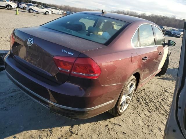 2012 Volkswagen Passat SEL