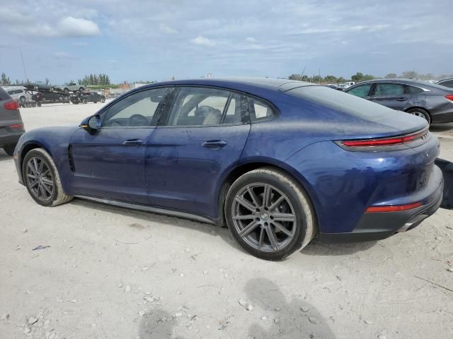 2024 Porsche Panamera Base