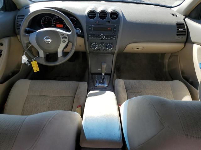 2010 Nissan Altima Base