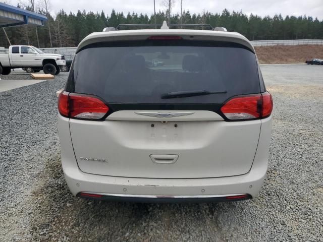 2017 Chrysler Pacifica Touring L Plus