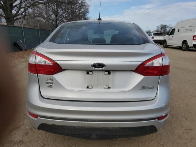 2014 Ford Fiesta SE