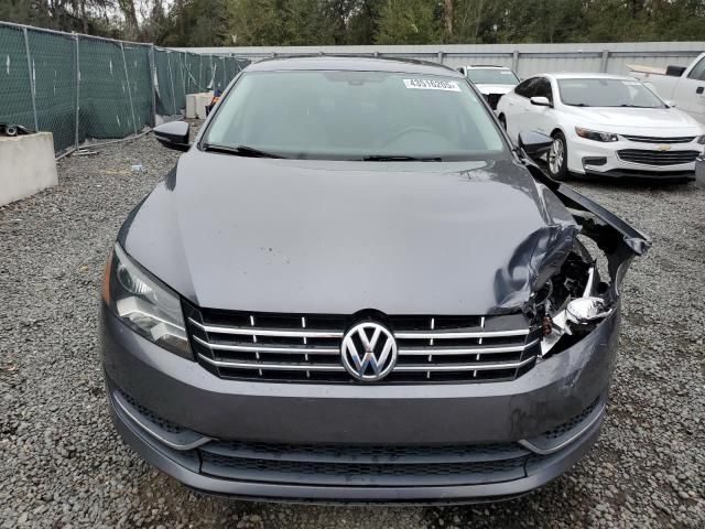 2012 Volkswagen Passat SEL