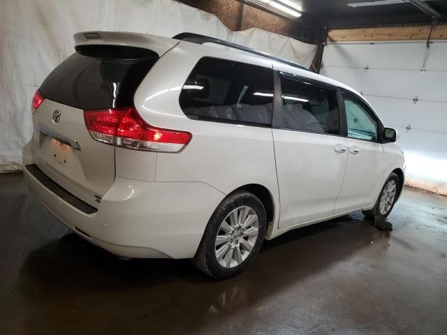 2013 Toyota Sienna XLE