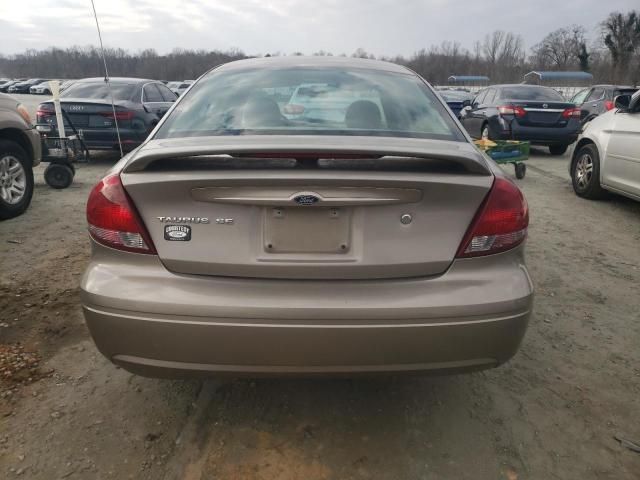 2004 Ford Taurus SE