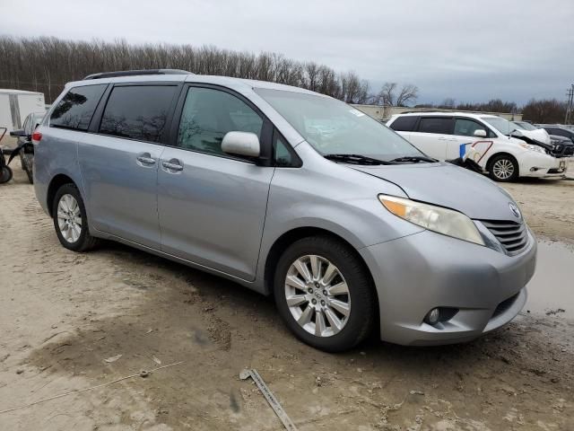 2012 Toyota Sienna XLE