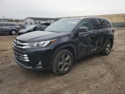 Carros salvage sin ofertas aún a la venta en subasta: 2018 Toyota Highlander Limited