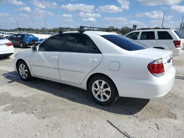 2005 Toyota Camry LE