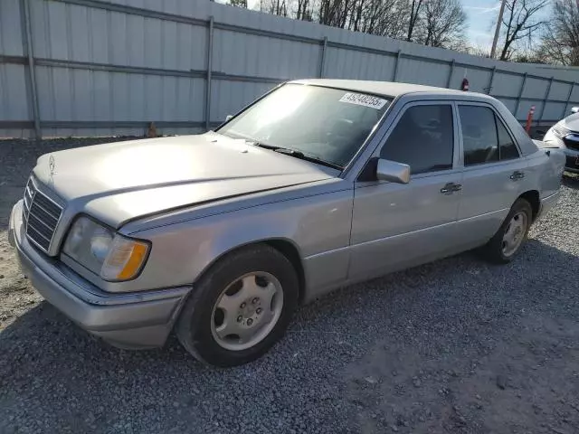 1995 Mercedes-Benz E 300D