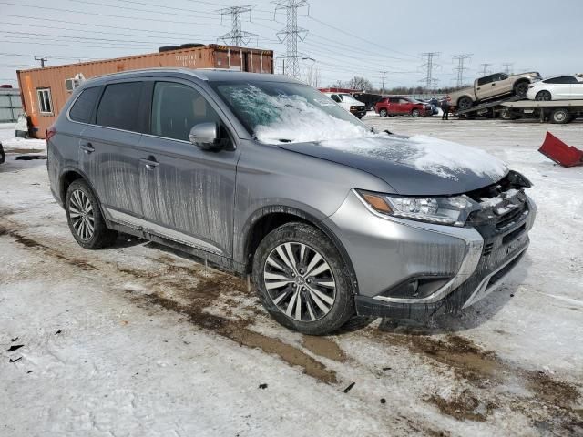 2020 Mitsubishi Outlander SE