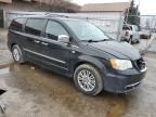 2014 Chrysler Town & Country Touring L