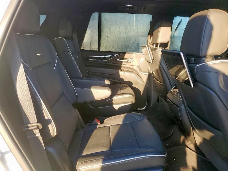 2023 Cadillac Escalade Sport