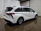 2025 Toyota Sienna Limited