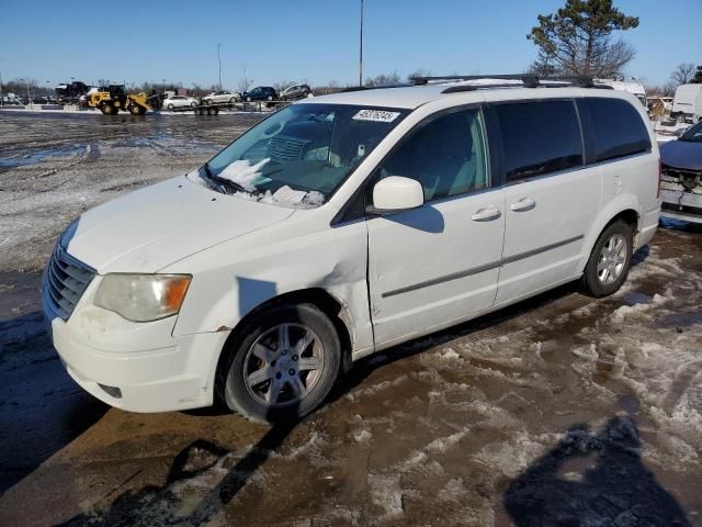 2010 Chrysler Town & Country Touring