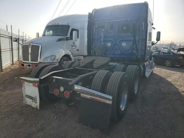 2011 Freightliner Cascadia Semi Truck