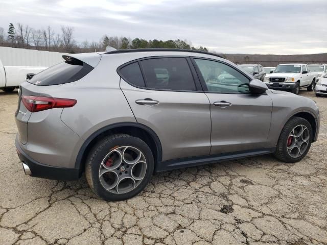 2018 Alfa Romeo Stelvio Sport