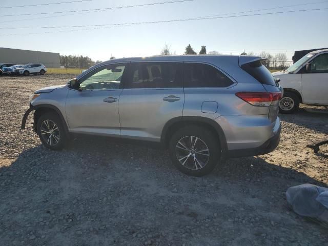 2019 Toyota Highlander LE