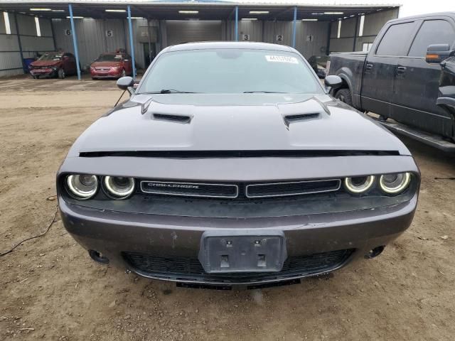 2017 Dodge Challenger SXT