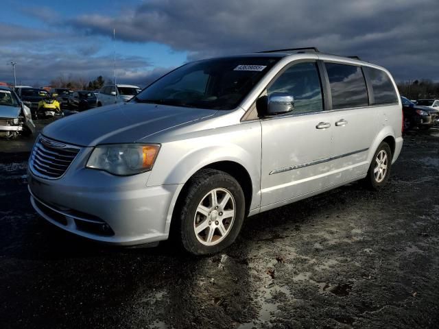 2012 Chrysler Town & Country Touring L