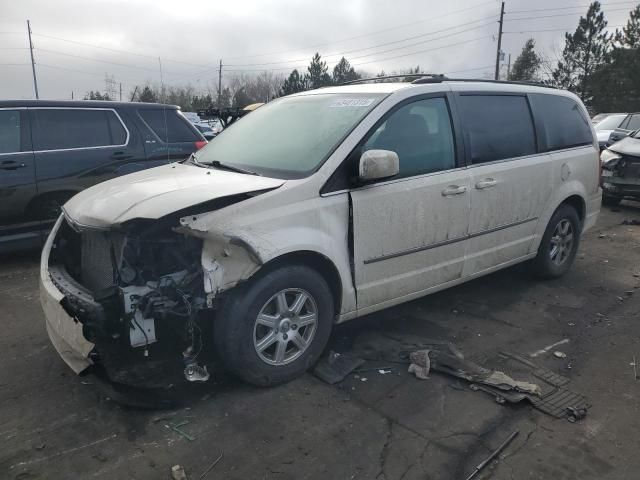 2010 Chrysler Town & Country Touring