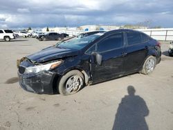 2017 KIA Forte LX en venta en Bakersfield, CA