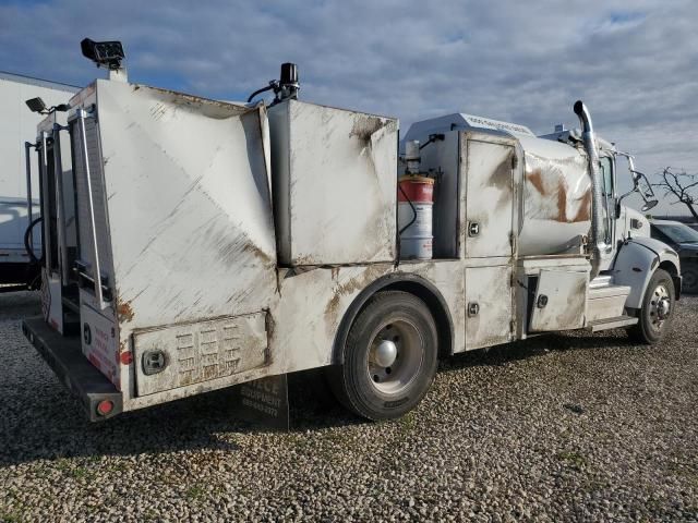 2020 Peterbilt 337