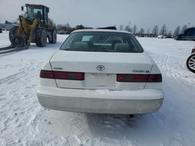 1999 Toyota Camry LE