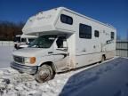 2006 Ford Econoline E450 Super Duty Cutaway Van