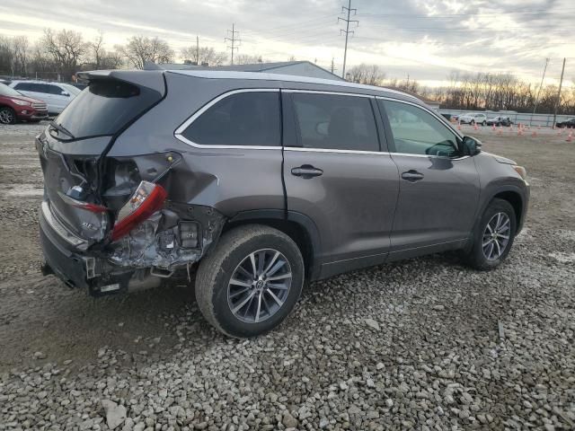 2018 Toyota Highlander SE