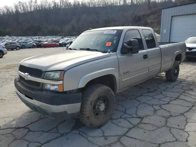 2004 Chevrolet Silverado K2500 Heavy Duty