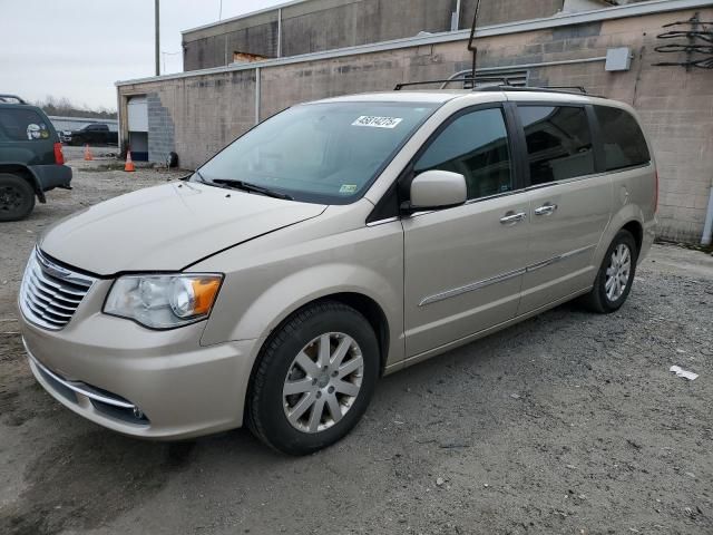 2016 Chrysler Town & Country Touring