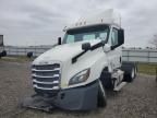 2020 Freightliner Cascadia 126