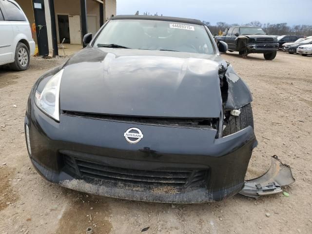 2016 Nissan 370Z Base