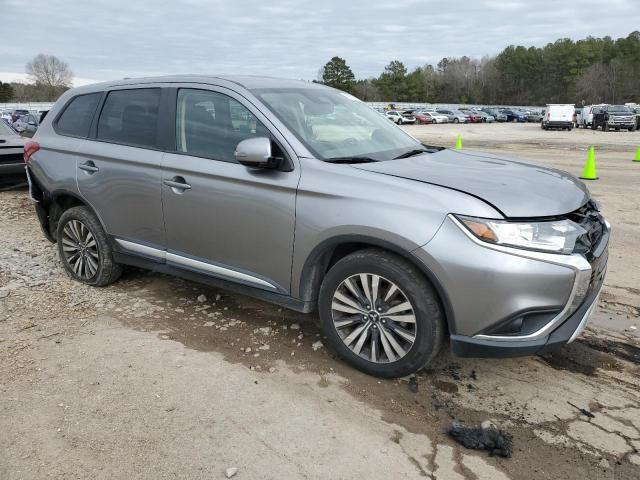 2020 Mitsubishi Outlander SE