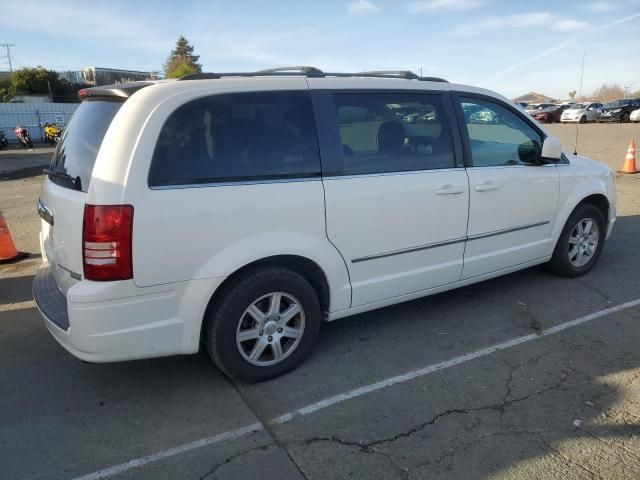 2010 Chrysler Town & Country Touring