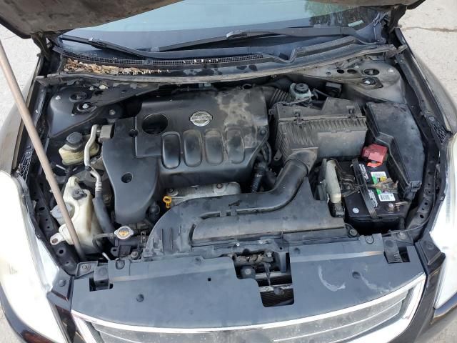 2010 Nissan Altima Base