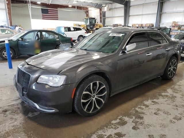 2016 Chrysler 300C Platinum