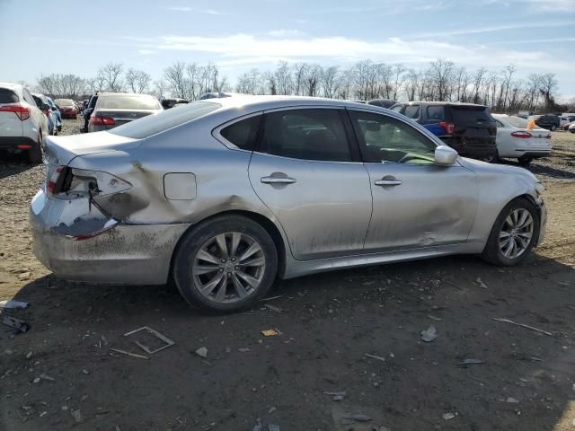 2013 Infiniti M37