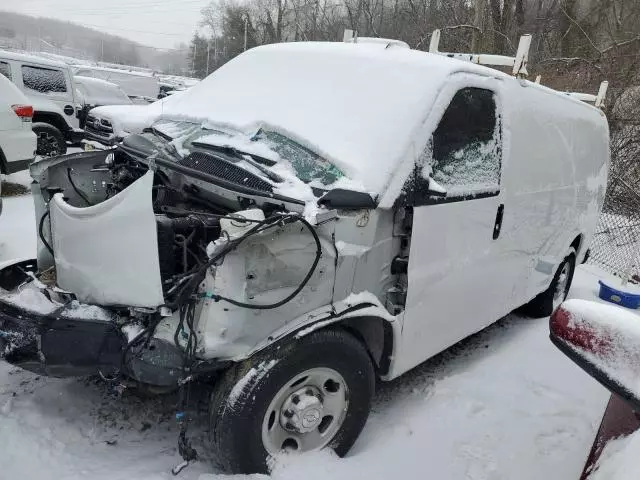 2019 Chevrolet Express G2500