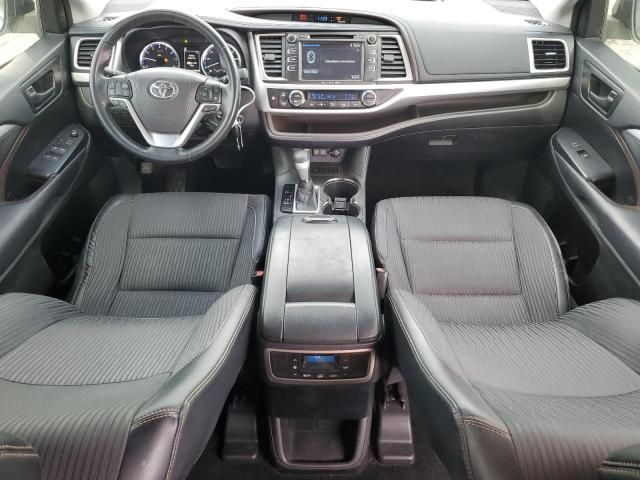 2018 Toyota Highlander LE