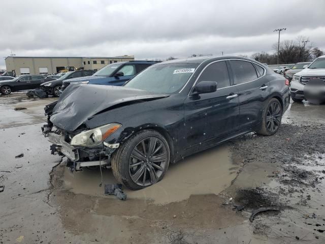 2011 Infiniti M56