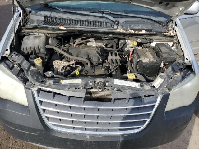 2009 Chrysler Town & Country Touring