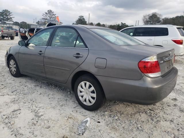 2005 Toyota Camry LE