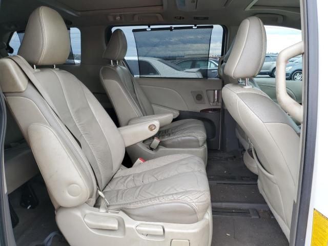 2011 Toyota Sienna XLE