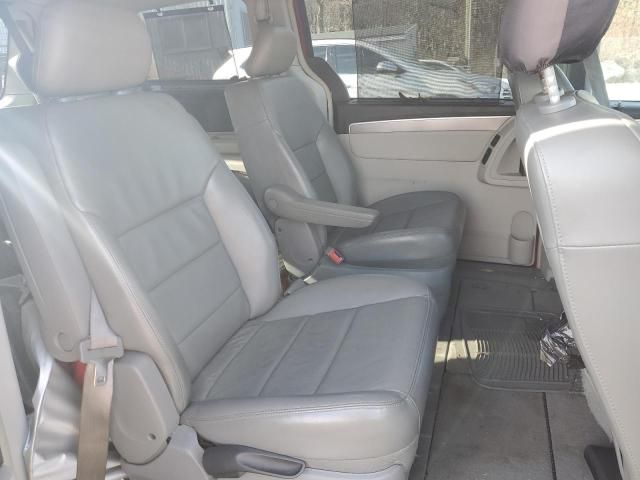 2009 Volkswagen Routan SEL