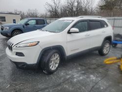 Carros salvage sin ofertas aún a la venta en subasta: 2014 Jeep Cherokee Latitude