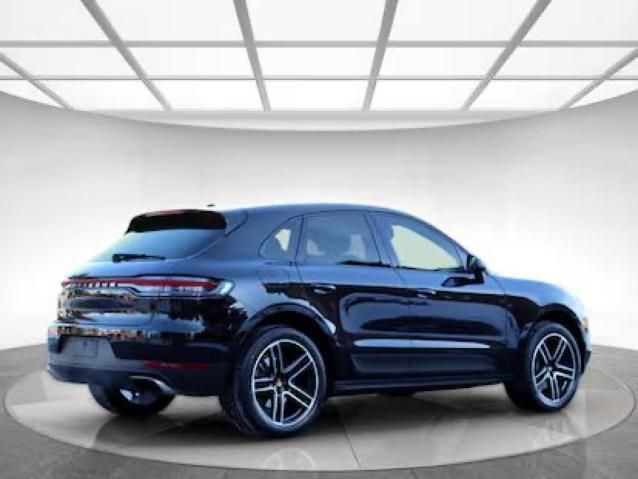 2021 Porsche Macan