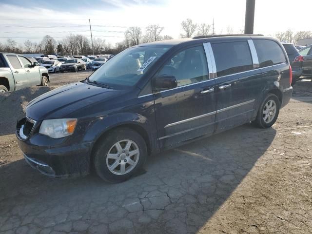 2012 Chrysler Town & Country Touring